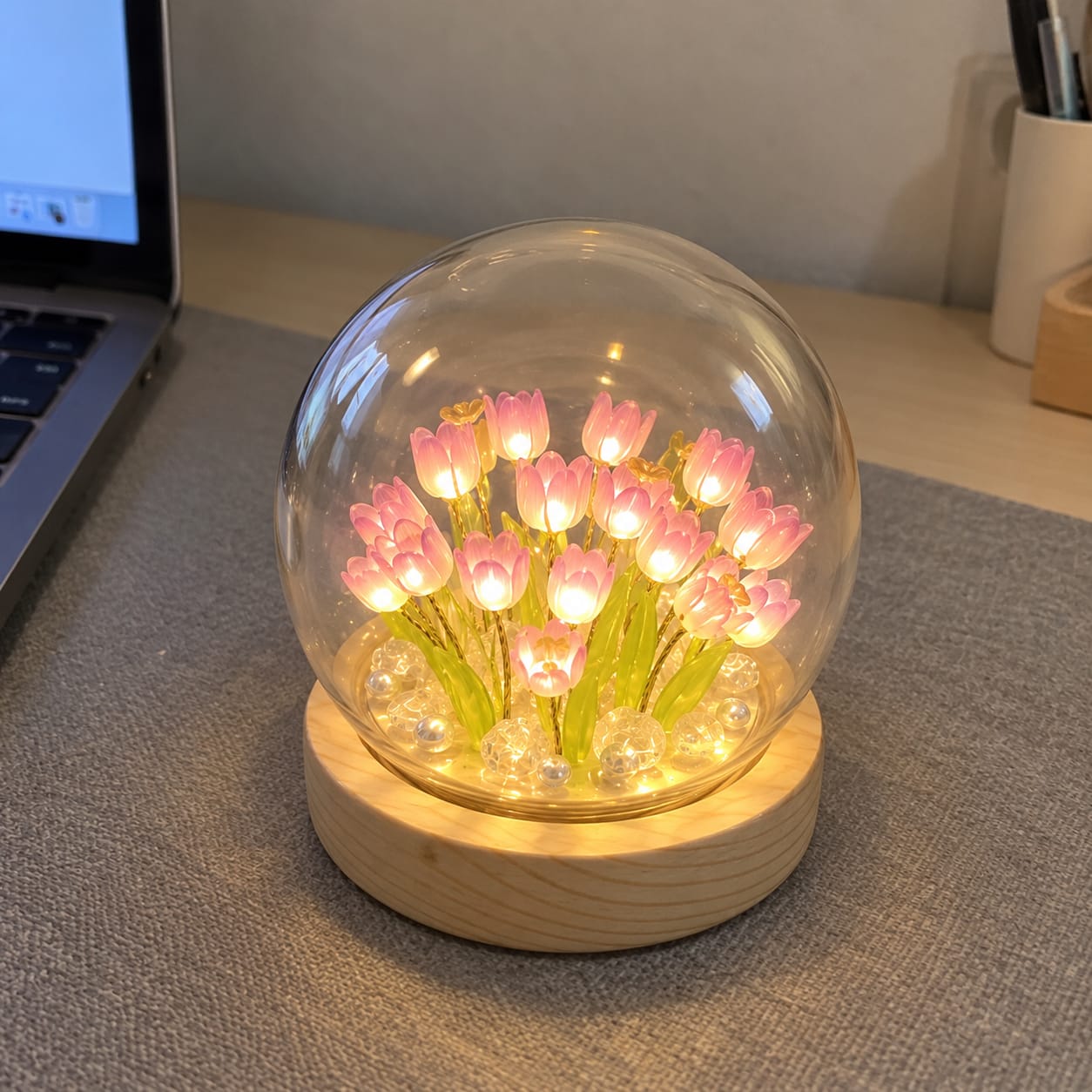 Customer photo review of Lámpara de Tulipanes Lumeria.