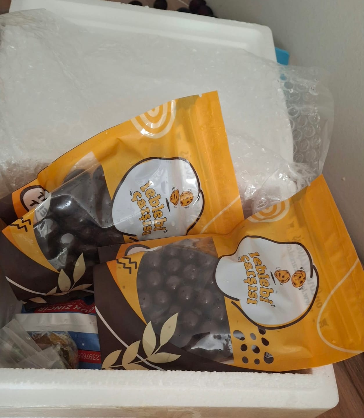 Customer photo review of Hindistan Cevizli Badem