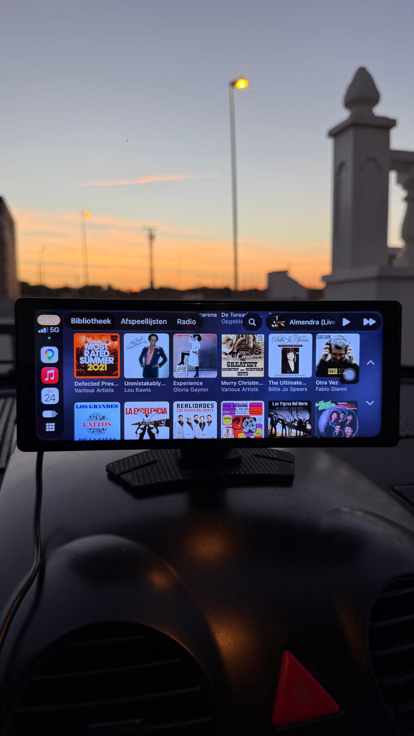 Customer photo review of Siltcon® 10.26" CarPlay / Android Auto Scherm  - Zonder camera