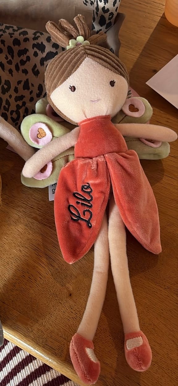 Customer photo review of Jollein Stoffpuppe Fee personalisiert Koralle