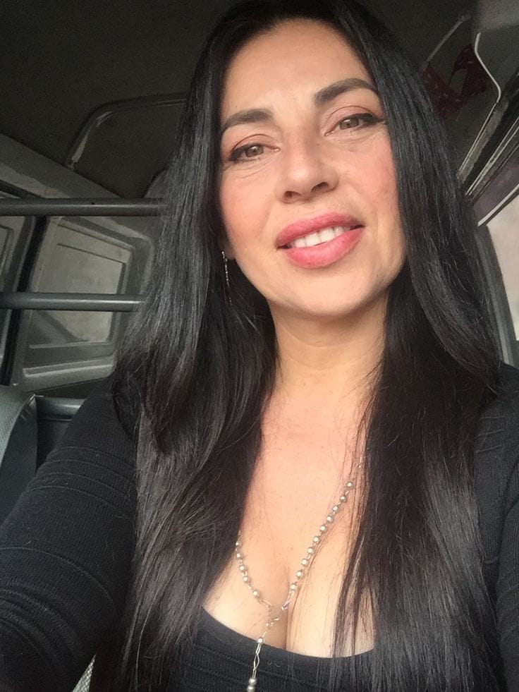 Customer photo review of Sistema Completo para piel de mujeres maduras