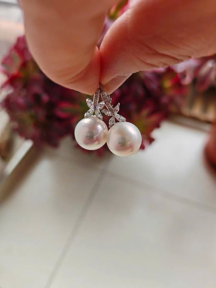 Customer photo review of Victoria Pearl And Diamonds Drop Earrings