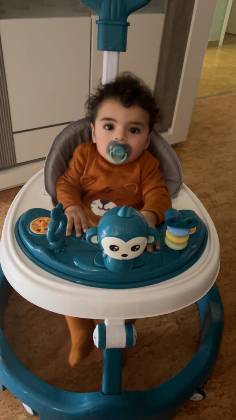 Customer photo review of Twinky Babywalker - Loopstoel Azur