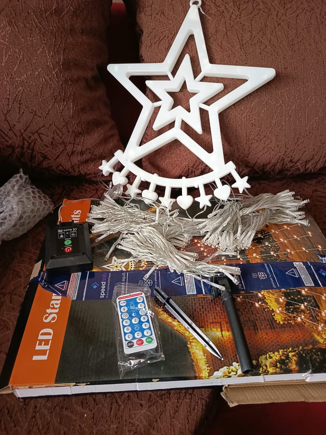 Customer photo review of Estrella Cascada de Navidad Solar 3 m – 300 LED / Luz Cálida o Multicolor