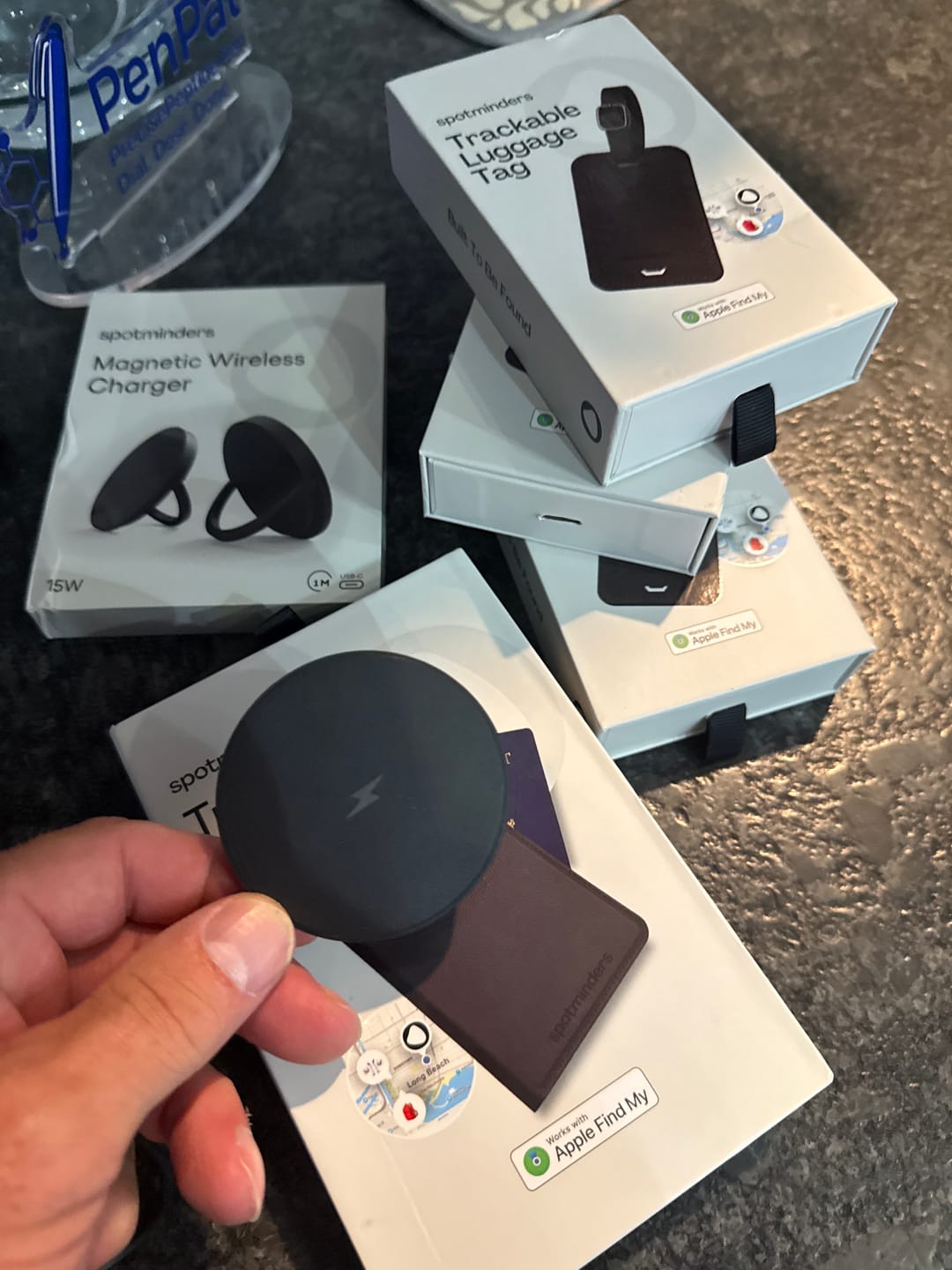 Customer photo review of Spotminders Wireless Charger