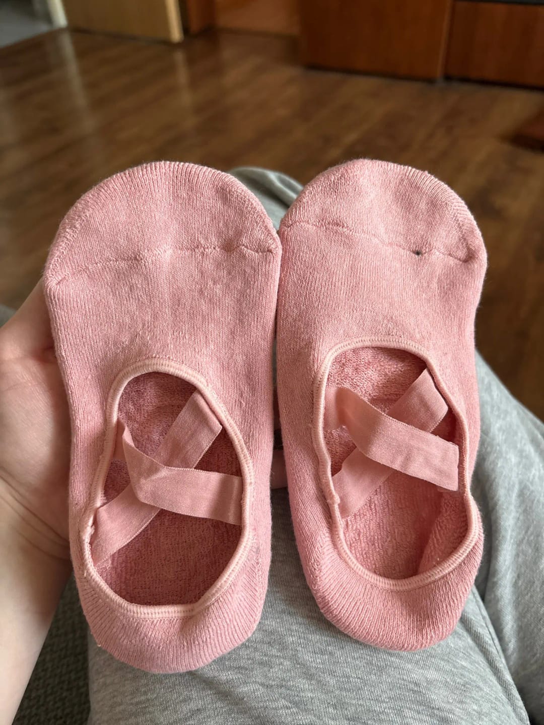 Customer photo review of PILÉA® - Grip Socks