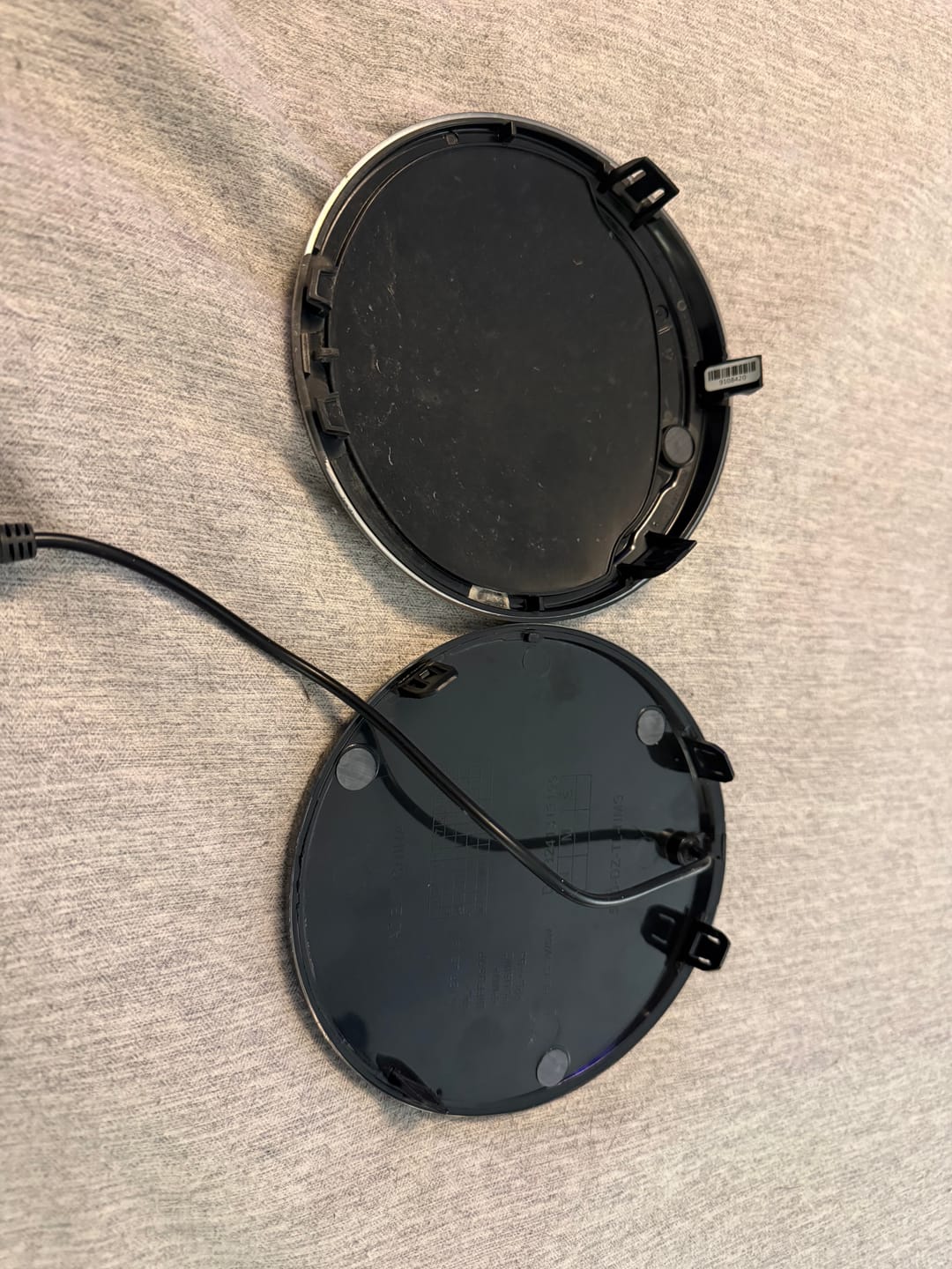 Customer photo review of Volkswagen logo front grill LED mirror illuminated emblem ACC radar compatible