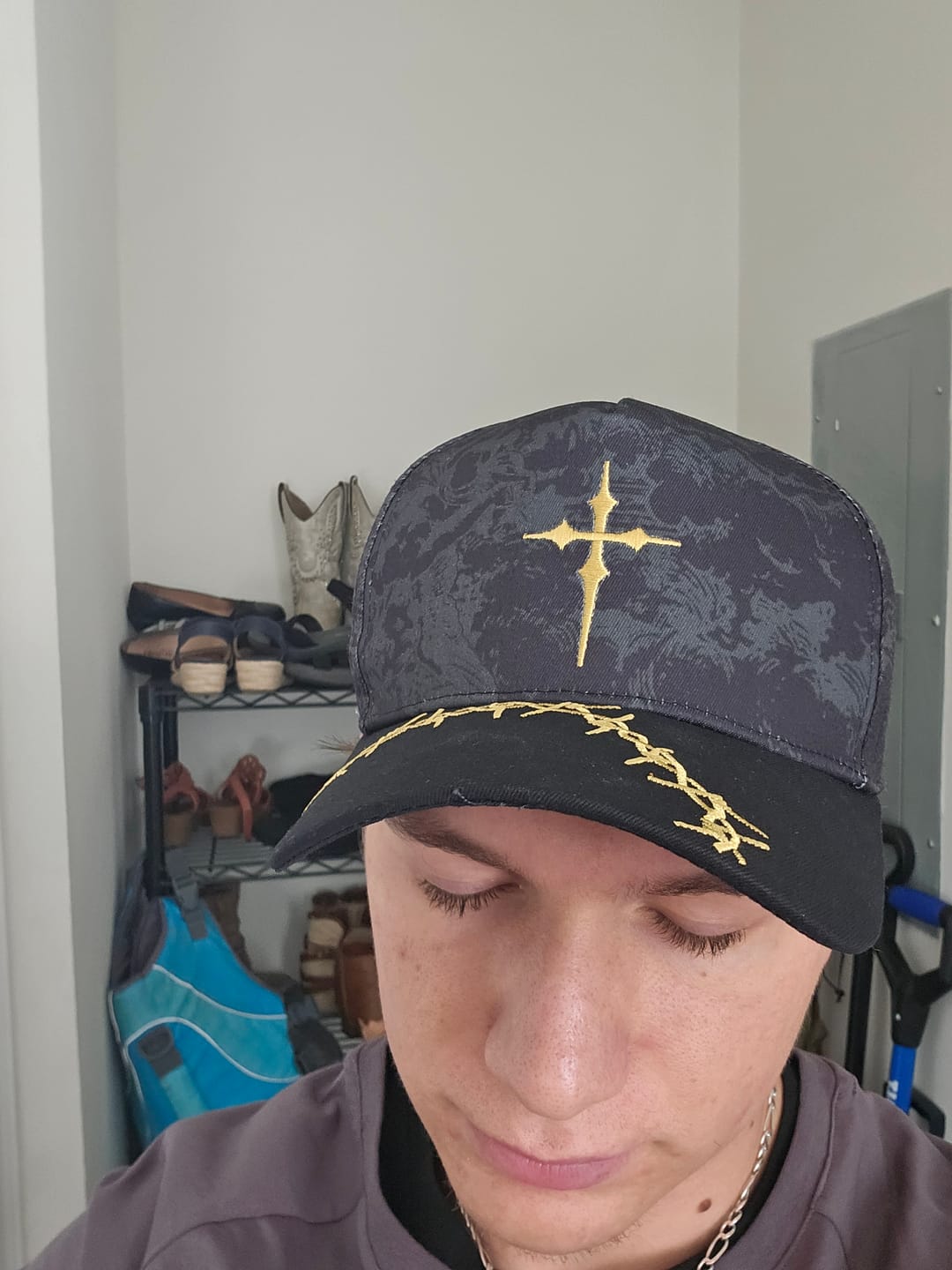 Customer photo review of Thorns Cap