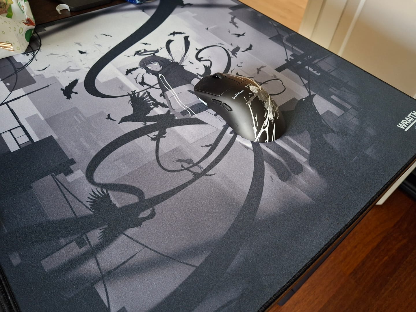 Customer photo review of Wraith Ace Series [Ravenfall] Limited Edition Poron Mousepad