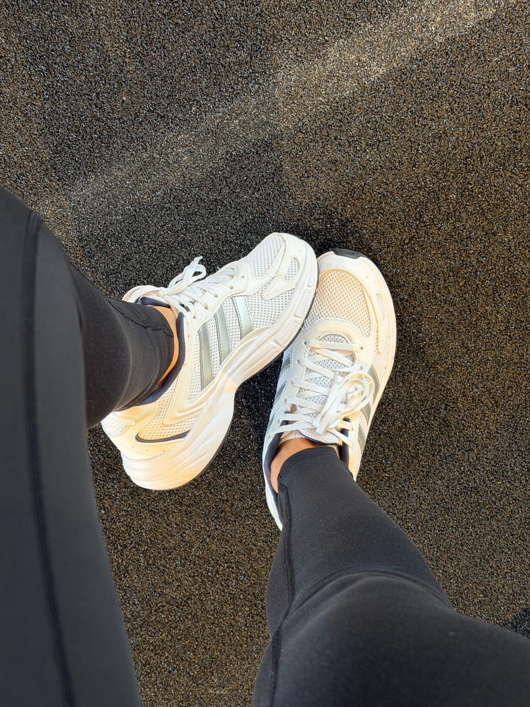 Customer photo review of Sapatilhas Adidas Eclyptix 2000 Branca/Cinza