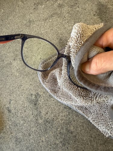 Customer photo review of KoalaCloth XXL (60x40cm) – Streak-Free Cleaning With Just Water