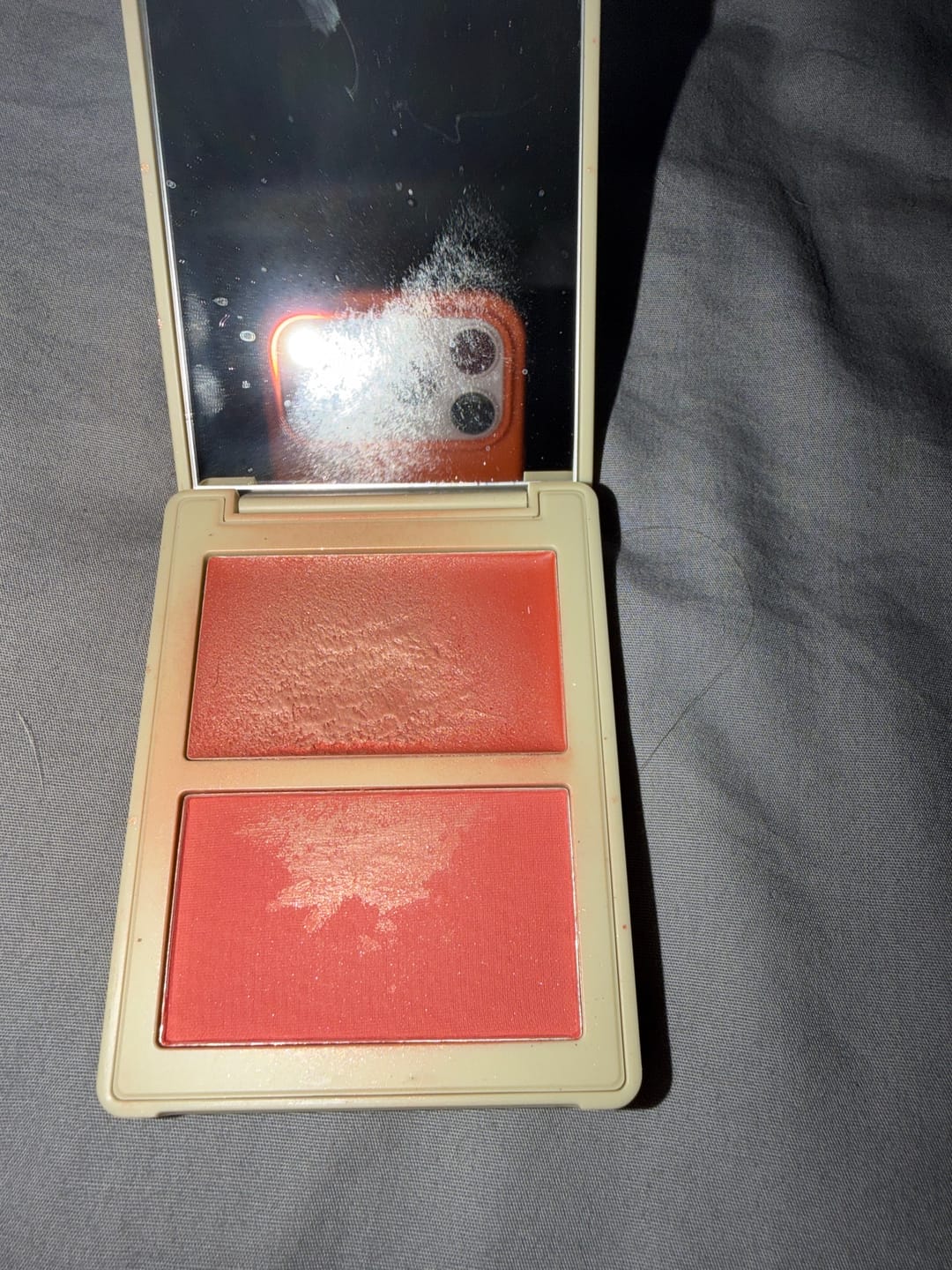 Customer photo review of RUBOR EN DÚO ALLURE CREMA Y POLVO COMPACTO