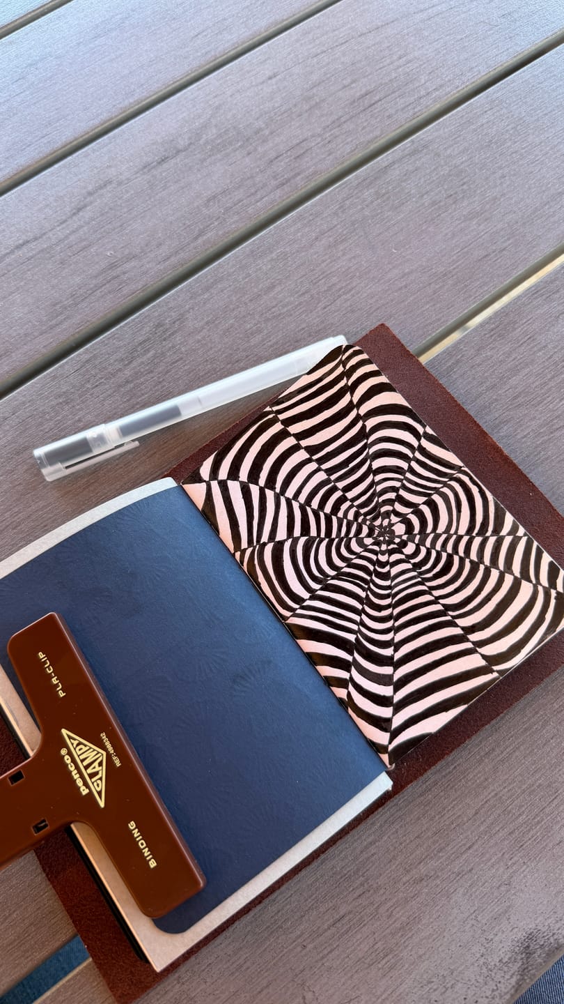 Customer photo review of Papierklem Penco PlaClip - Bruin