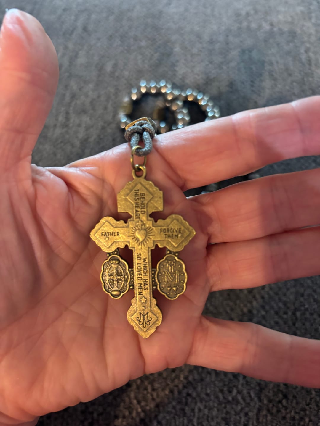 Customer photo review of FREE Today: Miraculous Medal & Crucifix of 8 mm Round Silver Black Gallstone Nylon Cord Rosary