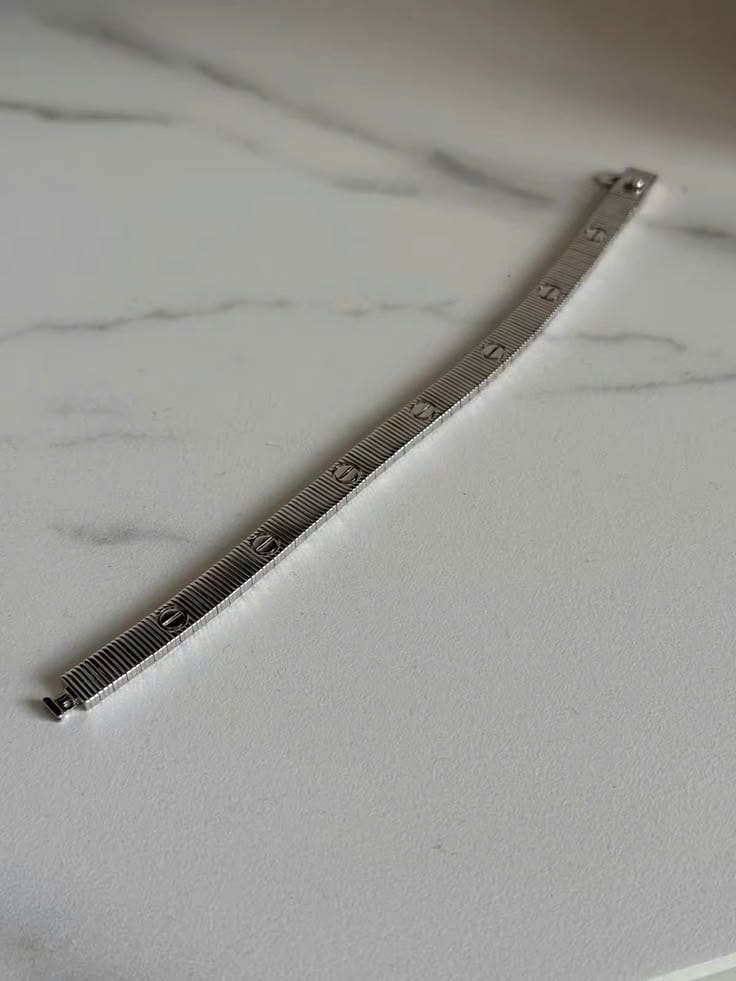 Customer photo review of Love Screw Flexible Bracelet