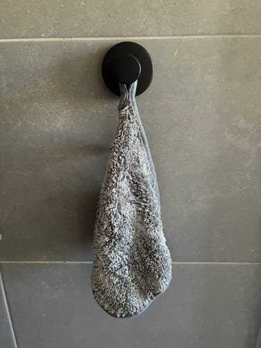 Customer photo review of FREE Gift - Glass & Mirror Mini Cloth (20x20cm)