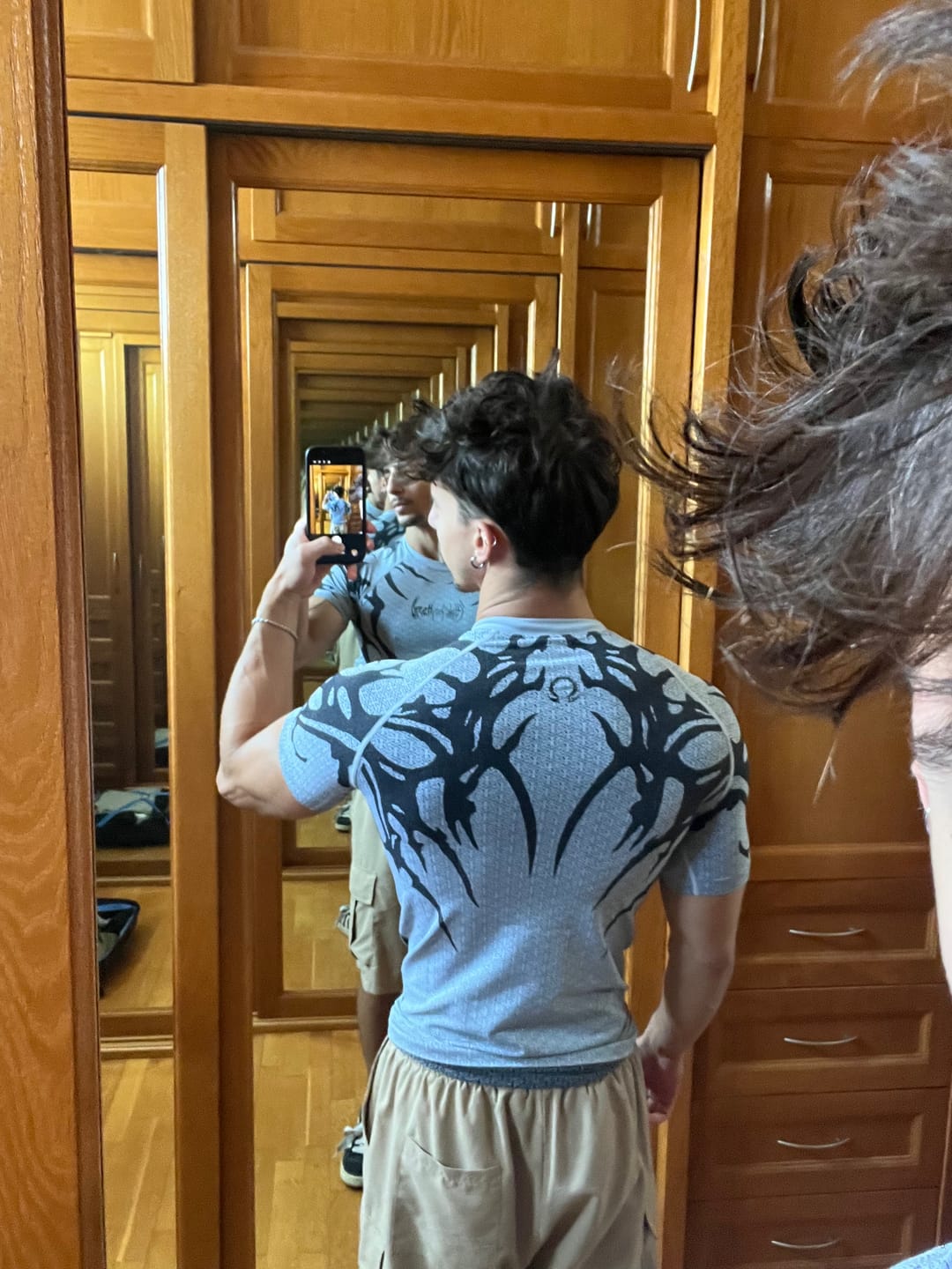 Customer photo review of Doom Tech™ Armored shortsleeve Compression [DIVINE WHITE]