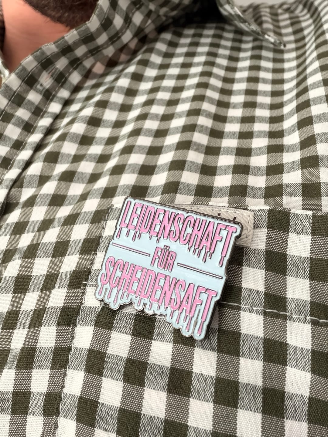Customer photo review of LEIDENSCHAFT - Trachten-Anstecker