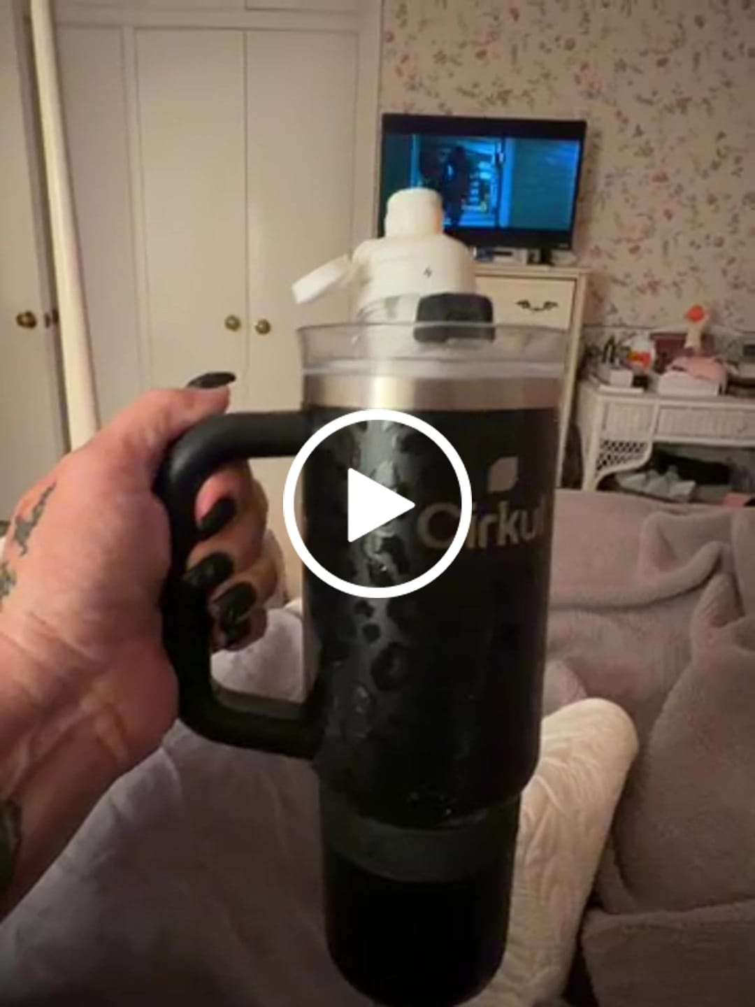 Customer video review of GoSip Grape