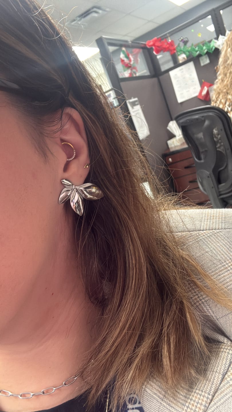 Customer photo review of Aretes Oliva Plata