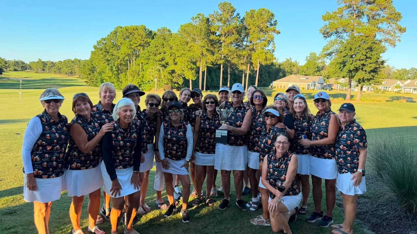 Customer photo review of cheer beer Women's golf Sleeveless shirt