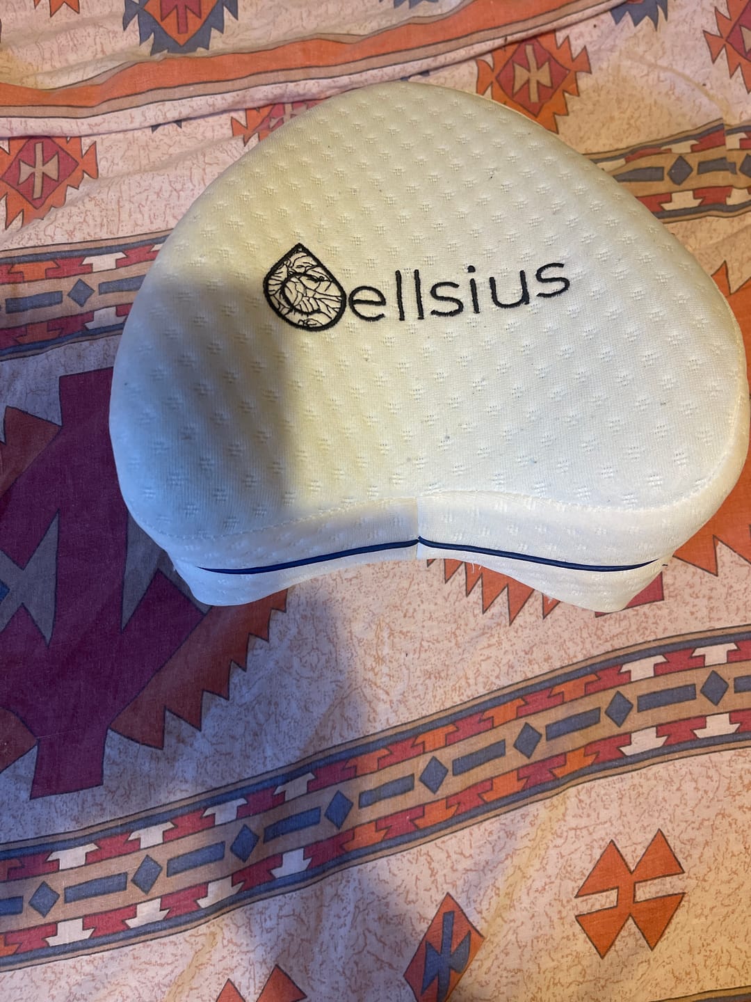 Customer photo review of Coussin Orthopédique Genoux Cellsius - Le secret d'un sommeil sans douleur