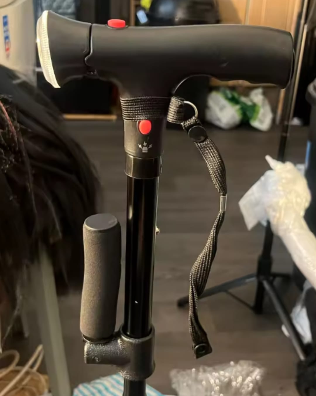 Customer photo review of La canne qui vous redonne votre indépendance