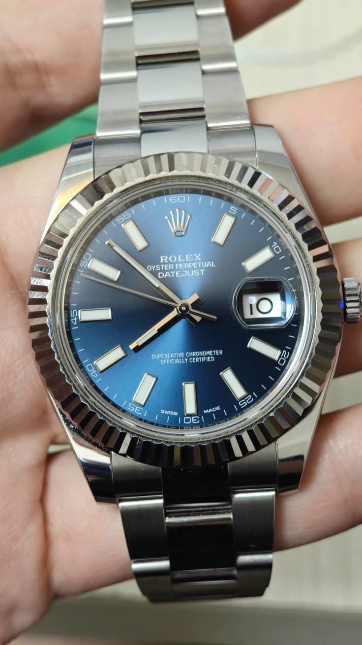 Customer photo review of Datejust 126334 Blue Dial Fluted Bezel Oyster Stainless Steel Men's Watch