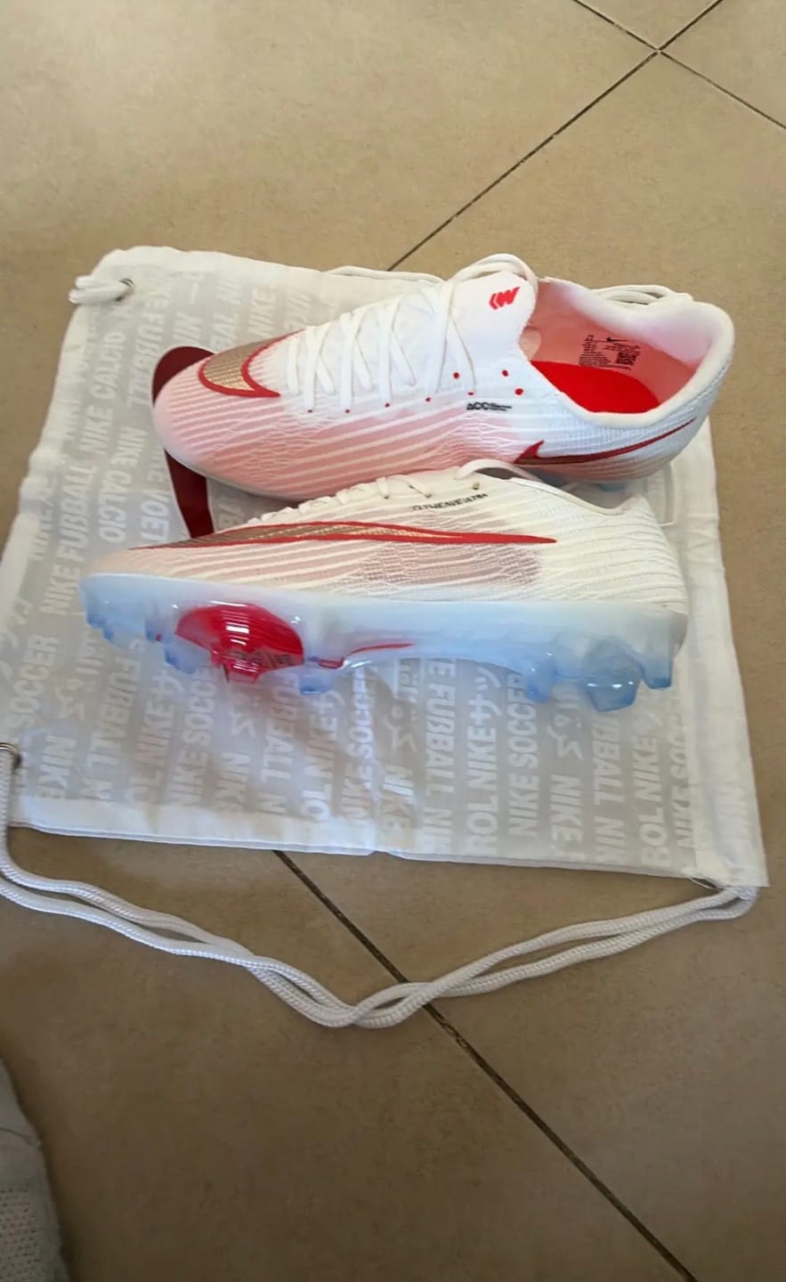 Customer photo review of NIKE AIR ZOOM MERCURIAL SUPERFLY 11 ELITE FG BOST