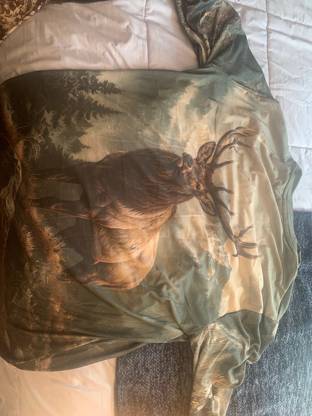 Customer photo review of Performance Hunting Long Sleeve - Elk High Ridge Monarch - ULS329V