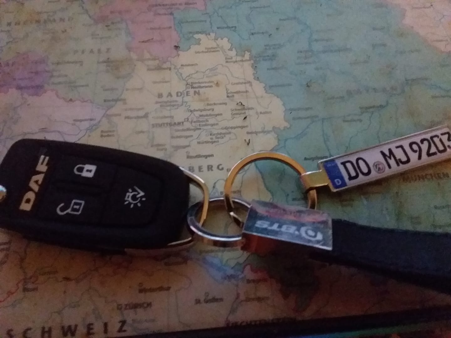 Customer photo review of Kennzeichen Schlüsselanhänger Mini Nummernschild Metall