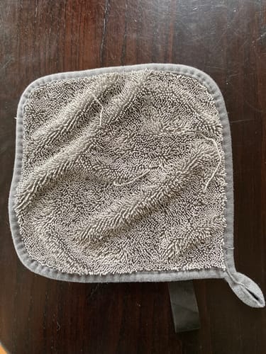 Customer photo review of KoalaGlove - All-Purpose Cleaning Glove (2pcs)