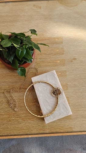 Customer photo review of Momentary Phase Quartz Stone Bag