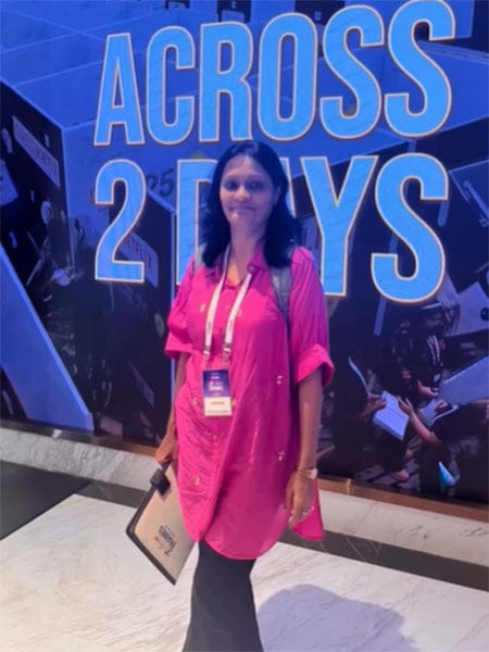 Customer photo review of Zarina Oversized Asymmetrical Long Shirt