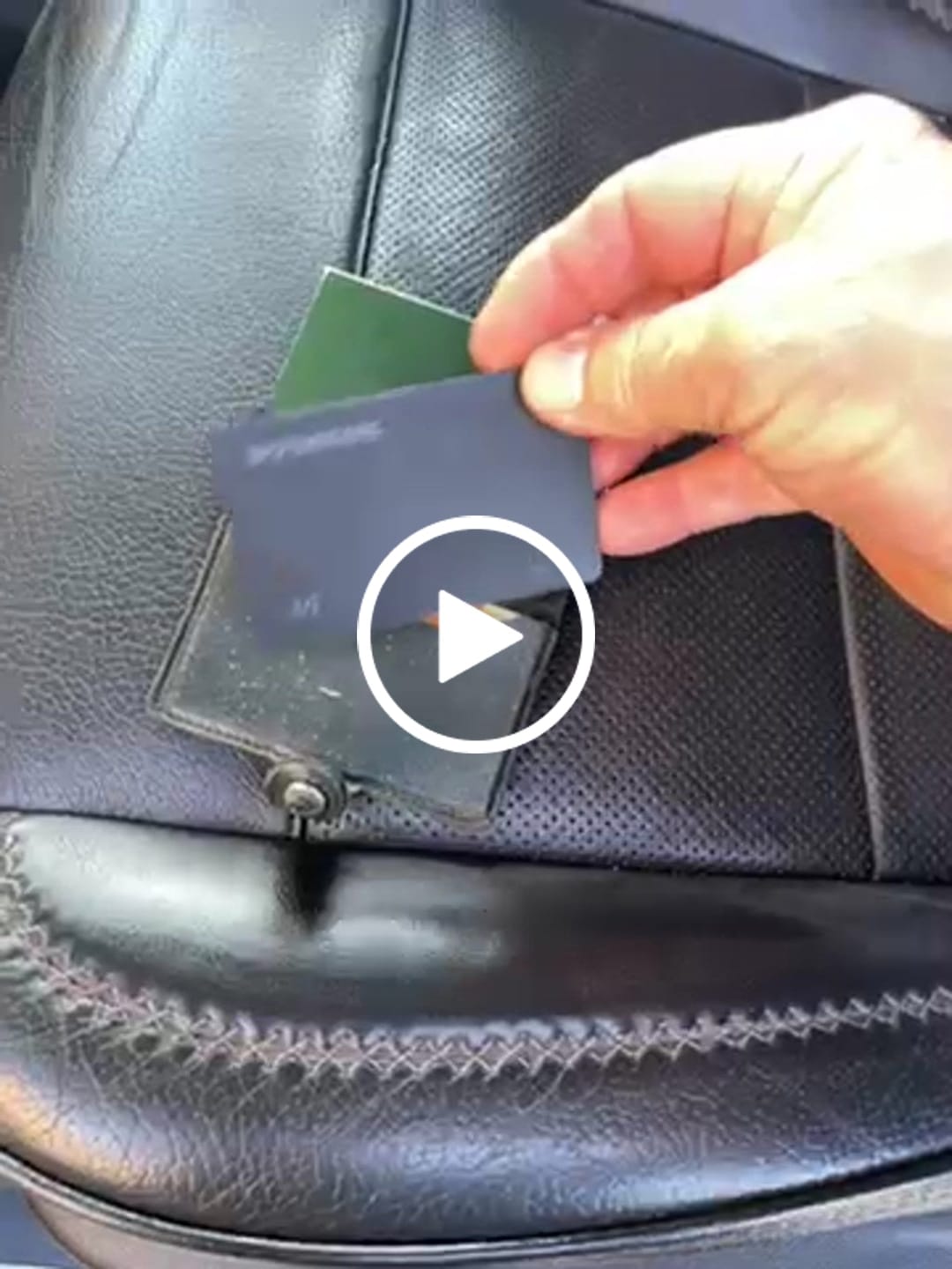 Customer video review of Spotminders Wireless Charger