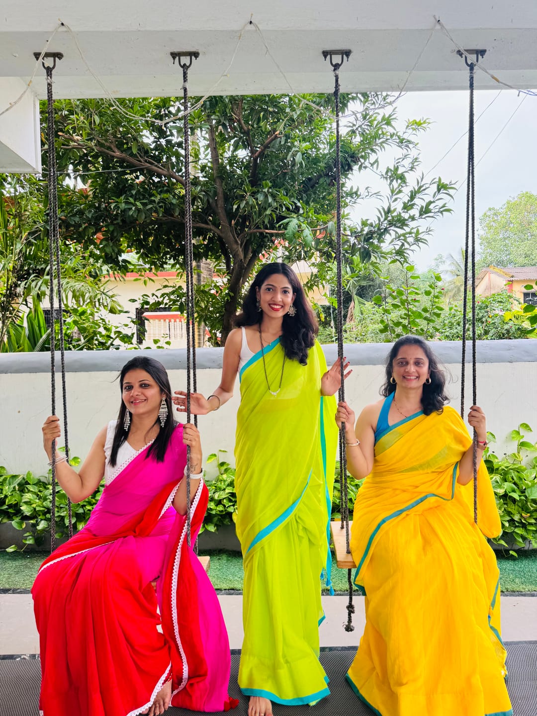 Customer photo review of Lime Green Mulmul Cotton Saree
