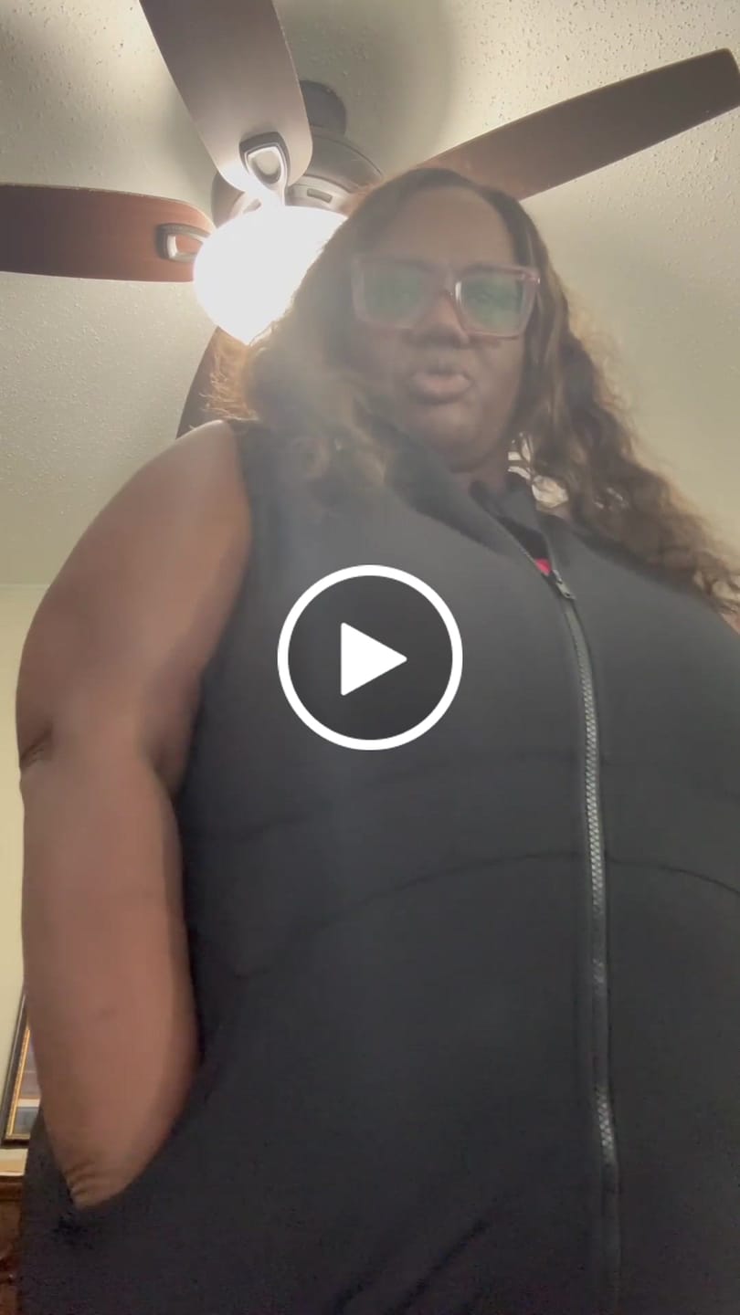 Customer video review of Carefree Long Vest (Reviewers)