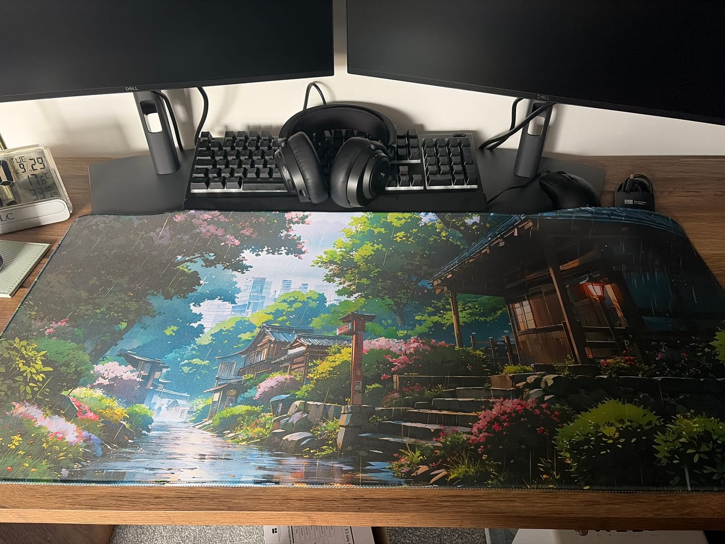 Customer photo review of Rainy Days
