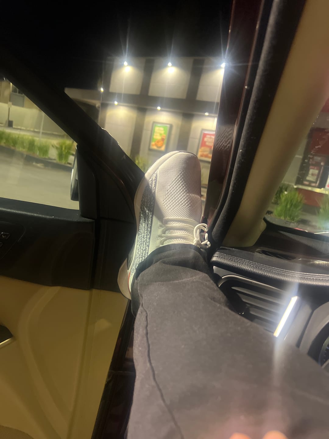 Customer photo review of Hugo | Boost your height (+2.4” +3.1” +3.9")