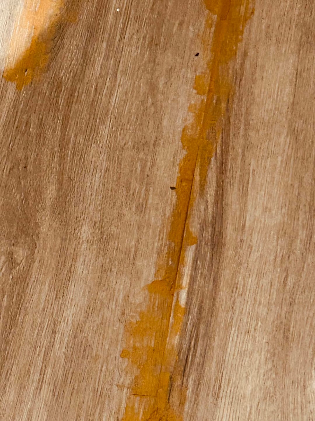 Customer photo review of Mastic à bois Aquelie pour fissures et trous