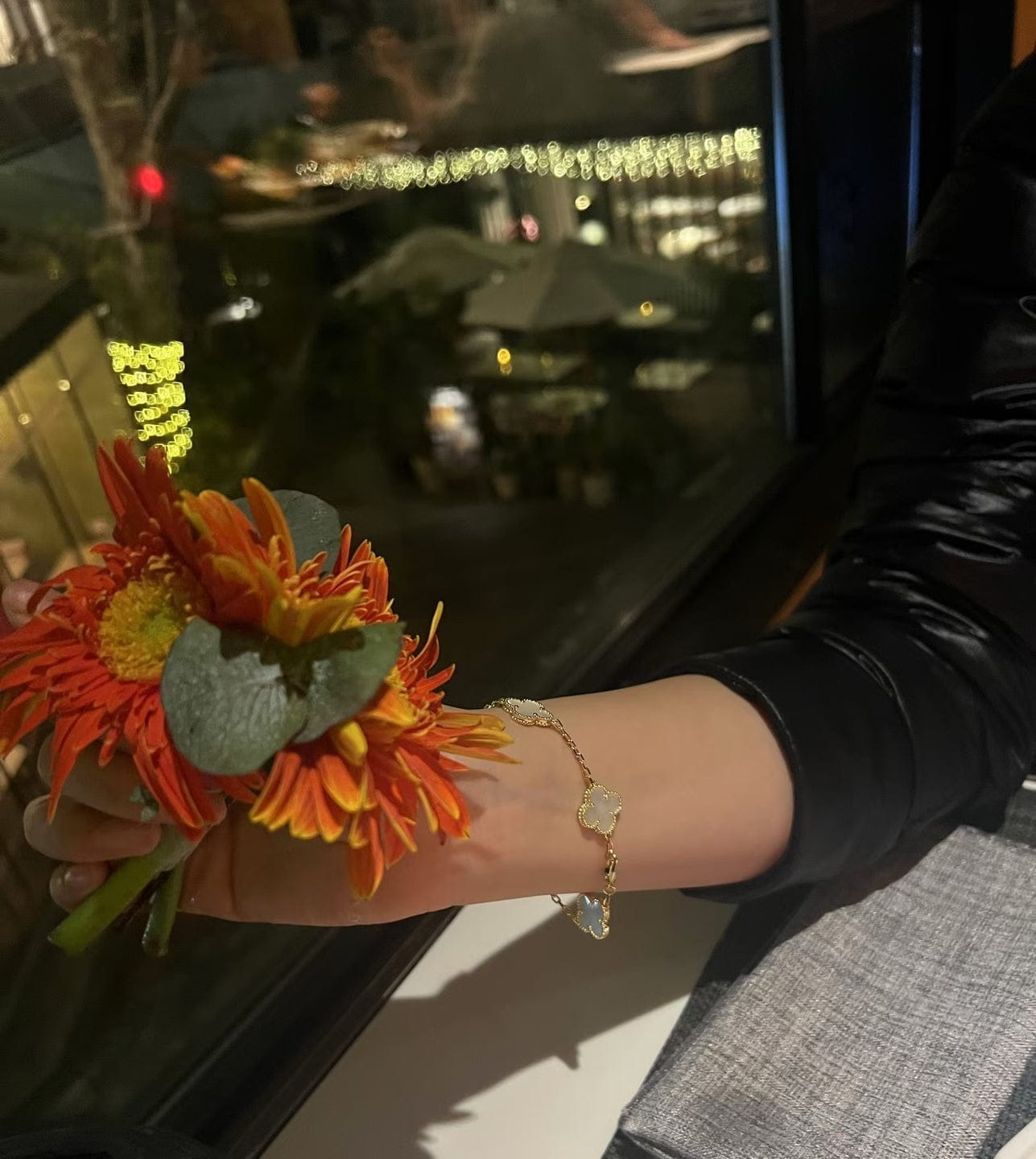 Customer photo review of Clover Leaf Bracelet, 925 Silver, 18k Gold Plated