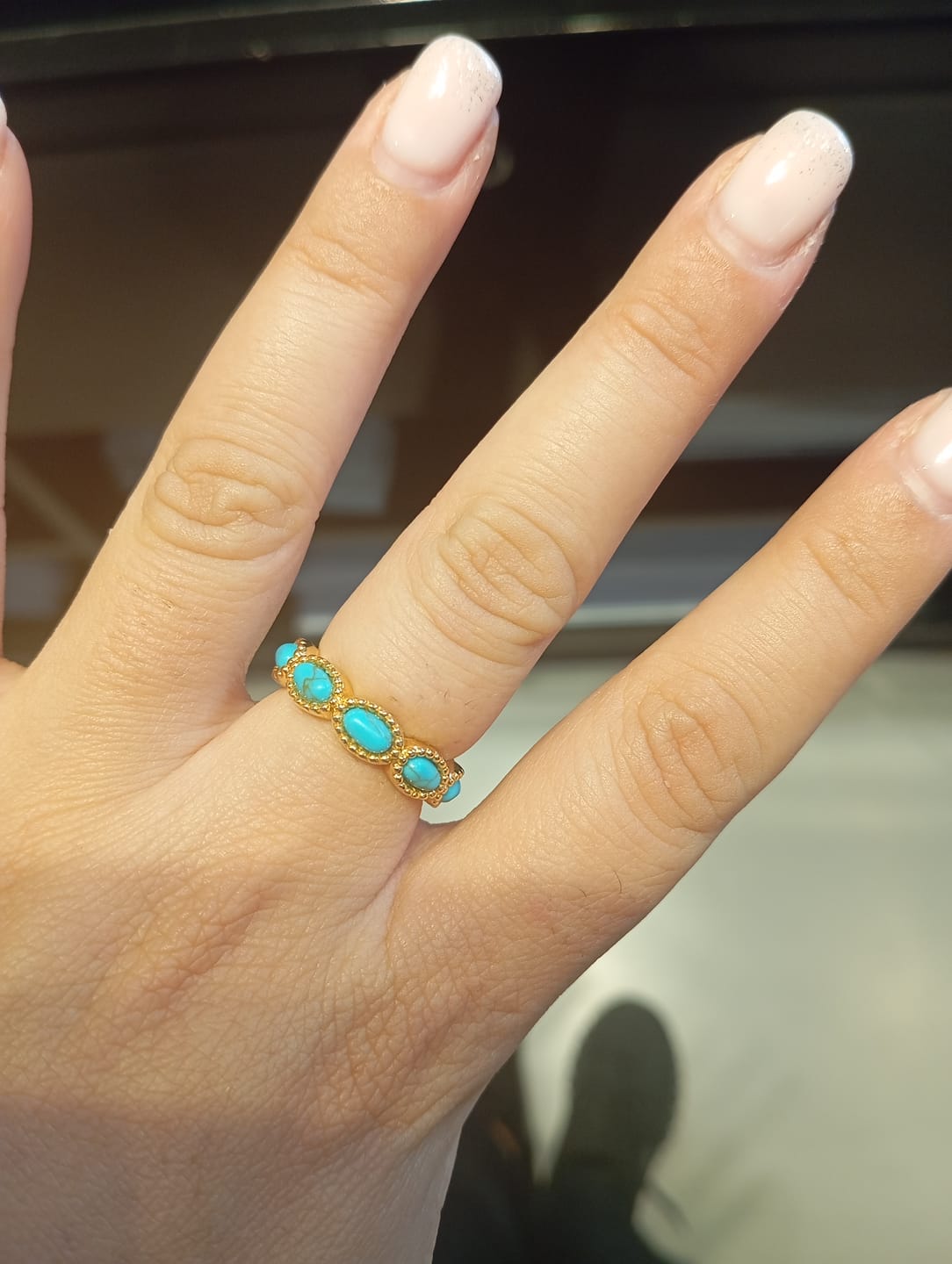 Customer photo review of Anello Veretta Lavorato con Pietra Turchese