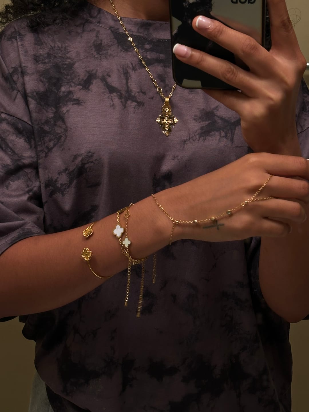 Customer photo review of Lucia Clover Bracelet