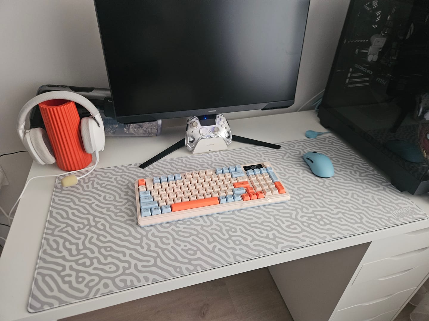 Customer photo review of Wraith Studio Jungle Maze Deskmat