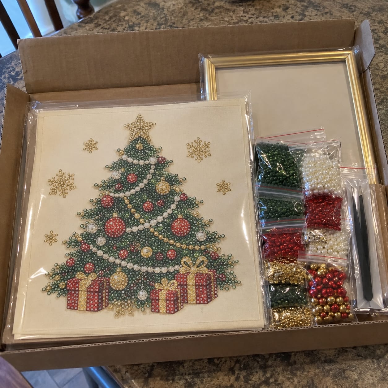 Customer photo review of Christmas Pearl Diamond Painting Kit with Frame