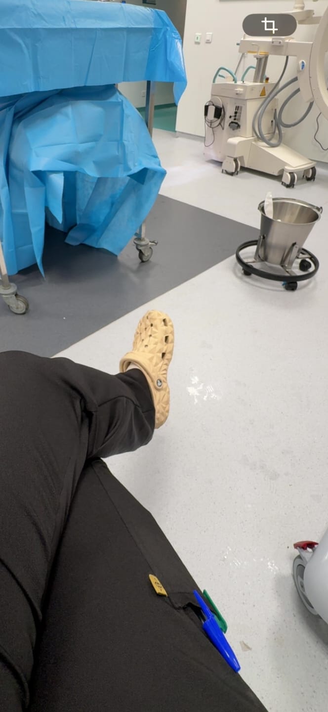 Customer photo review of Classic Geometric Clog
