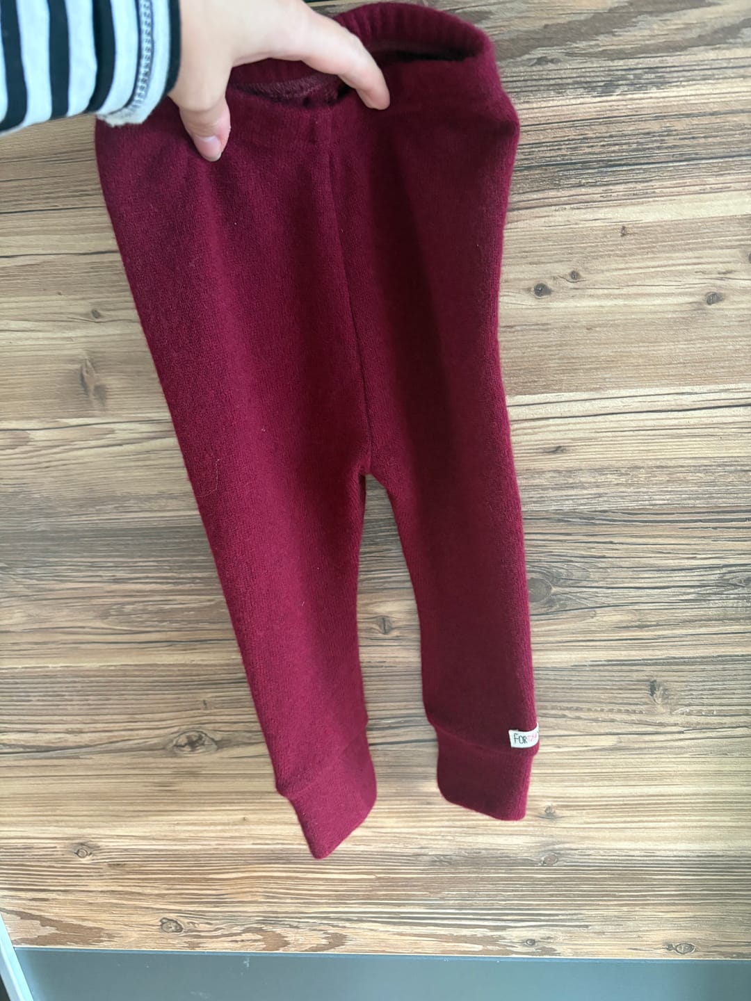 Customer photo review of Kaschmir Baby Schmale Hose Rot 74/80