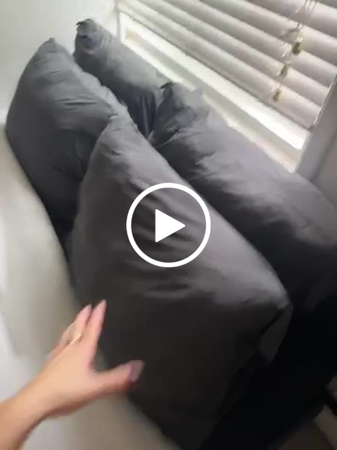 Customer video review of Puff Pillow