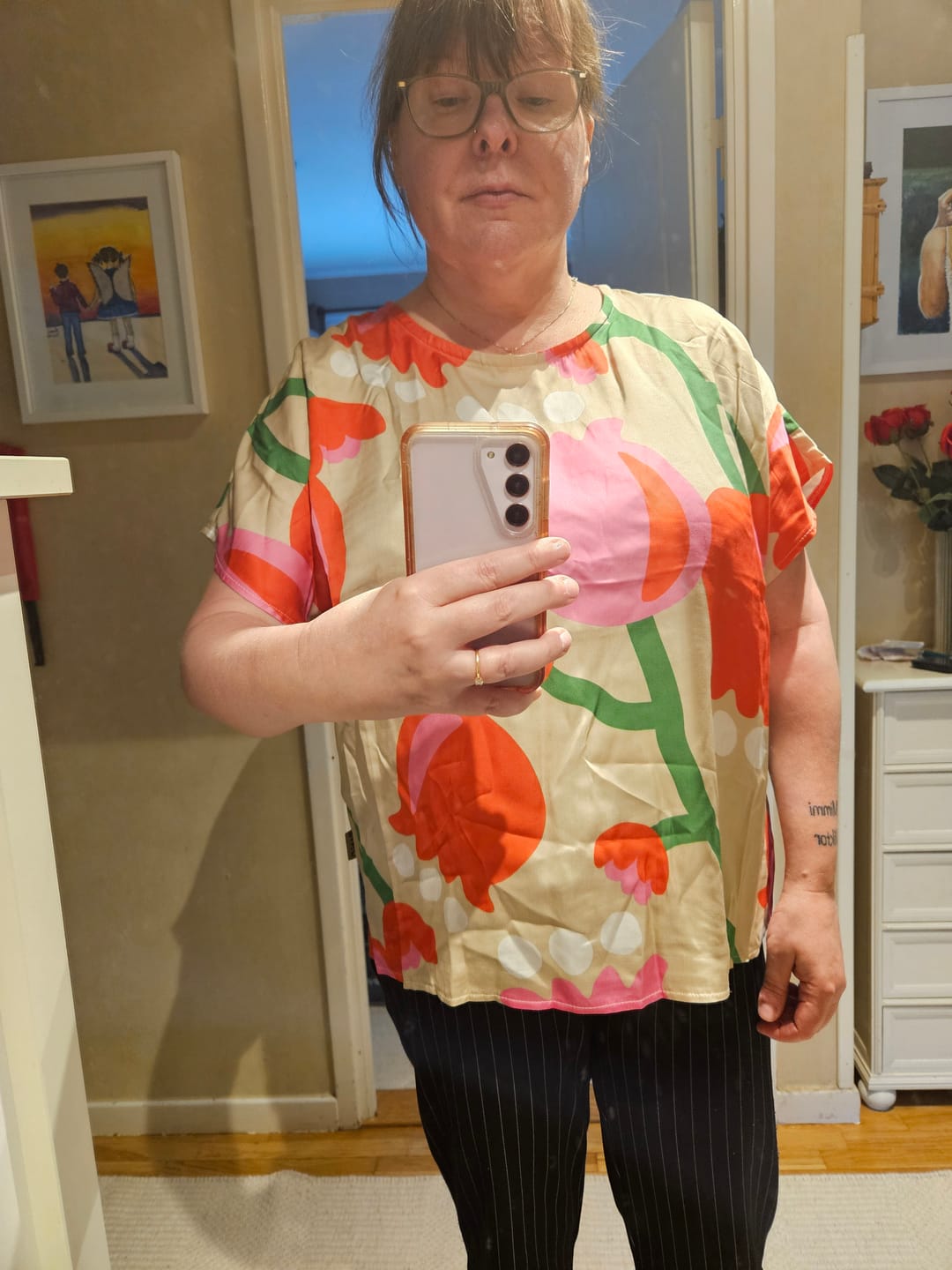 Customer photo review of Box-blus dam Tulpan Röd | Rino