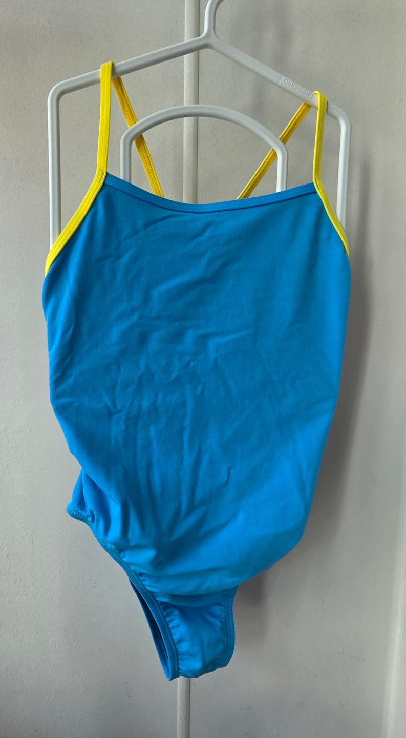 Customer photo review of LENNOX ONE PIECE - Waikiki|Daffodil